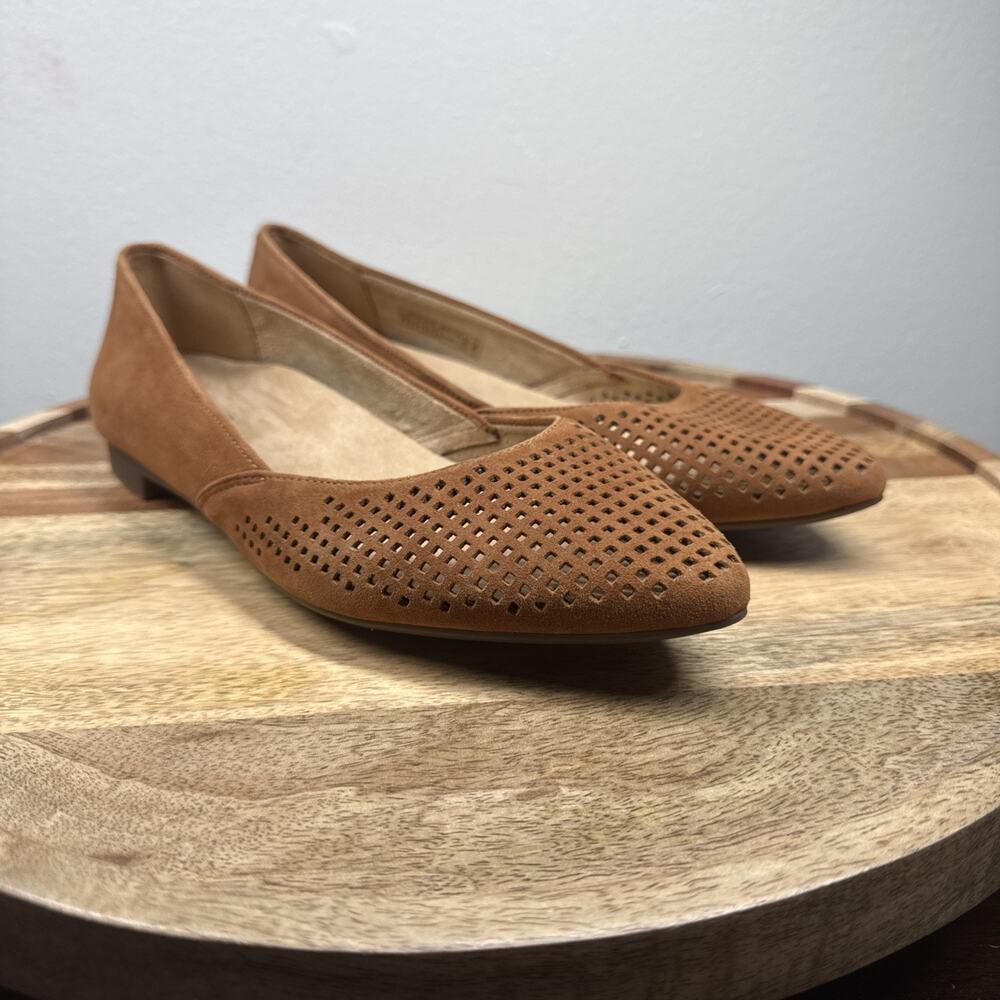VIONIC Posey Suede Leather Ballet Flats Women’s 8 Slip On Perforated Brown